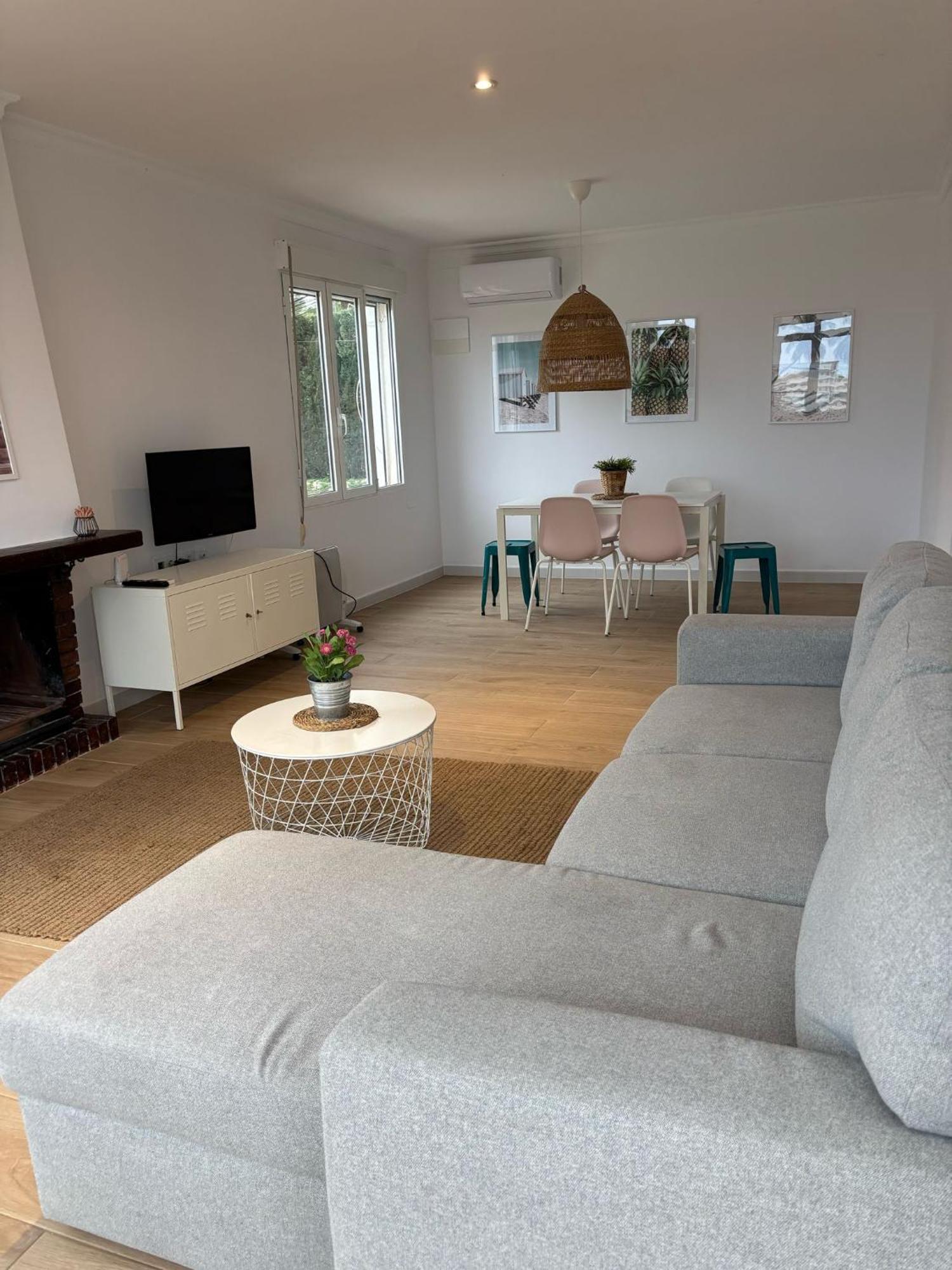 Acogedor Apartamento Junto A La Playa By Bebalmy Jávea Exteriér fotografie